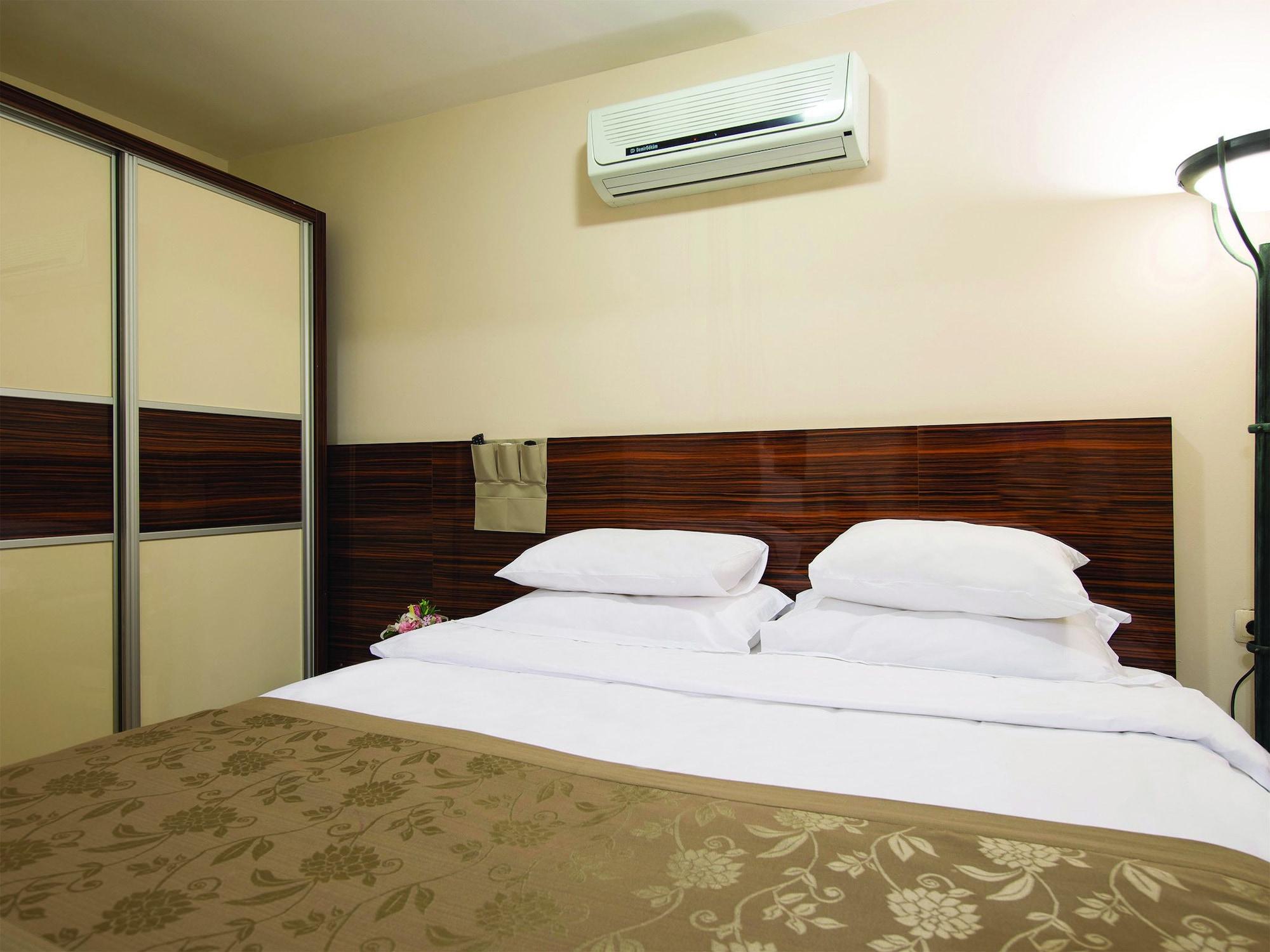 Blueway Hotel Residence อิสตันบูล ภายนอก รูปภาพ